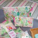 Cosmetic Bag | Tiki Island | Linen Cotton | Small Cosmetic Bag | Tiki Island | Linen Cotton | Small